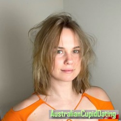 Isabel, 19850612, Brisbane, Queensland, Australia
